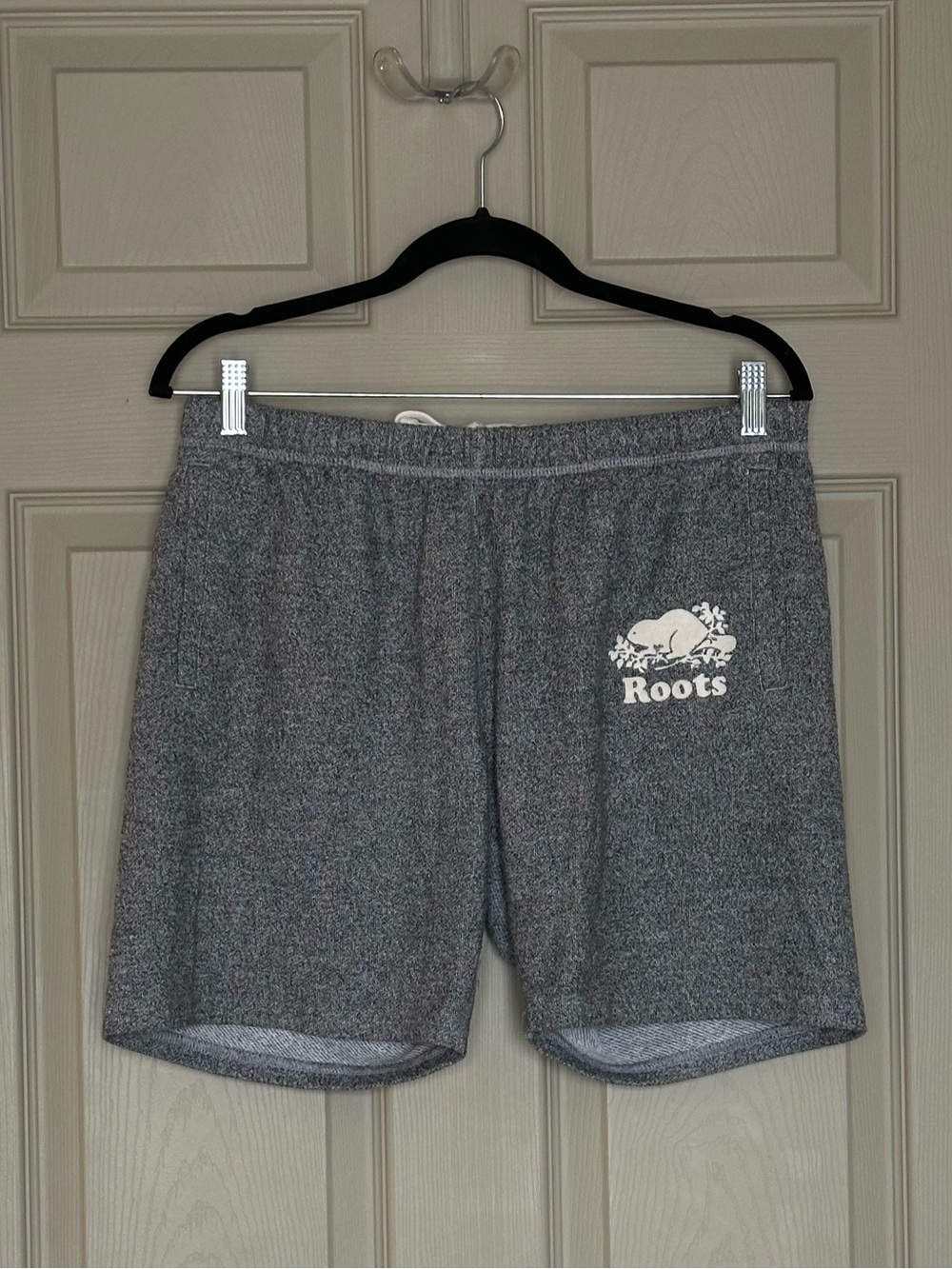 Roots Gray Heather Sweatshorts with White Logo - Size Medium